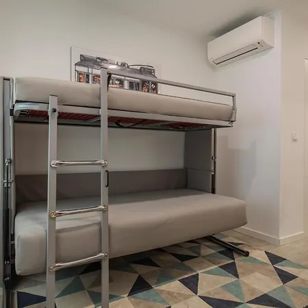 Apartment Sweet By Heart *